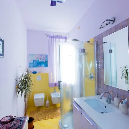 La Pinetina Bed & Breakfast